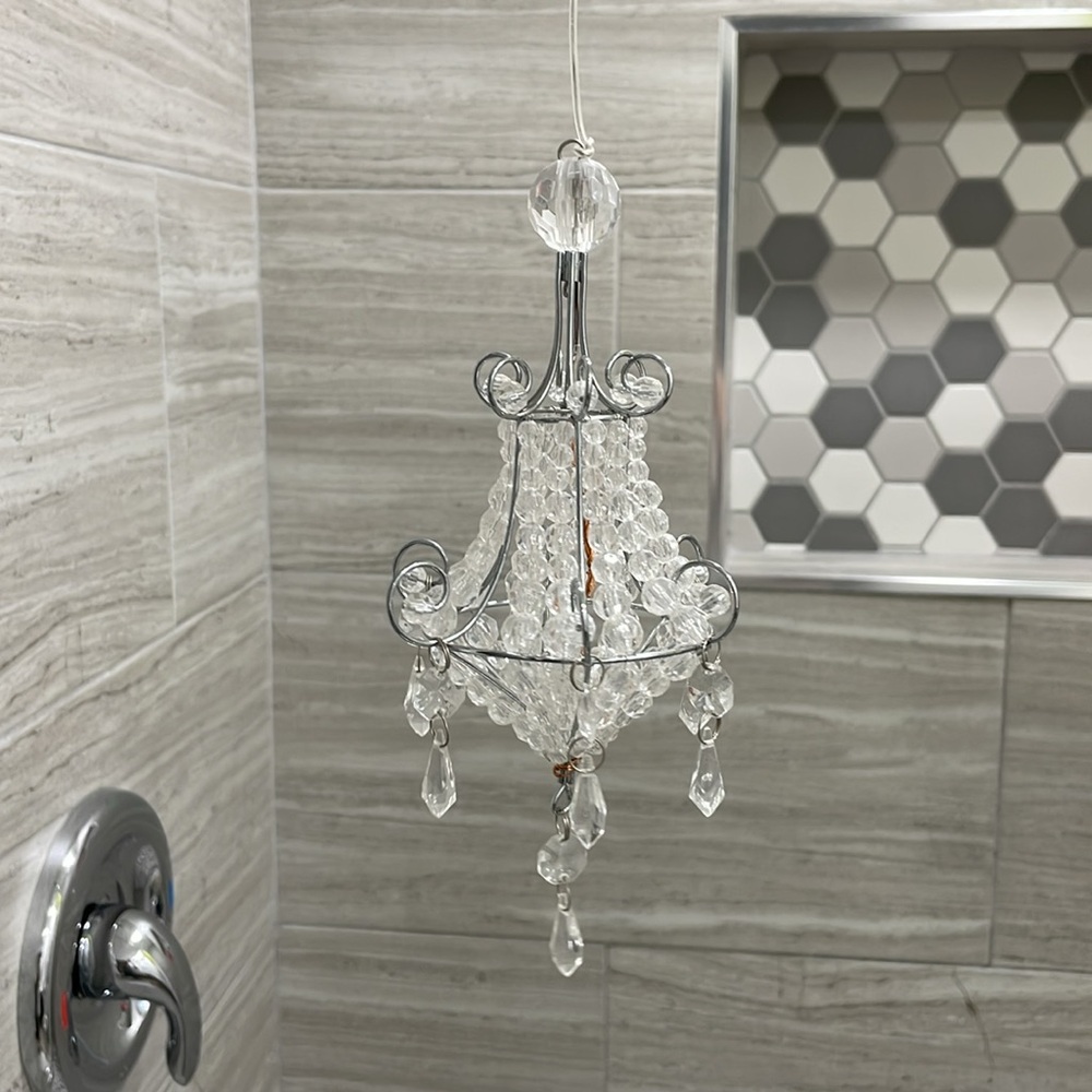 MINI Chandelier - Picture 2 of 10